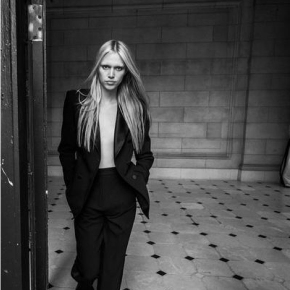 Zara Elegant Black Women's Tuxedo - Picture 2 of 12